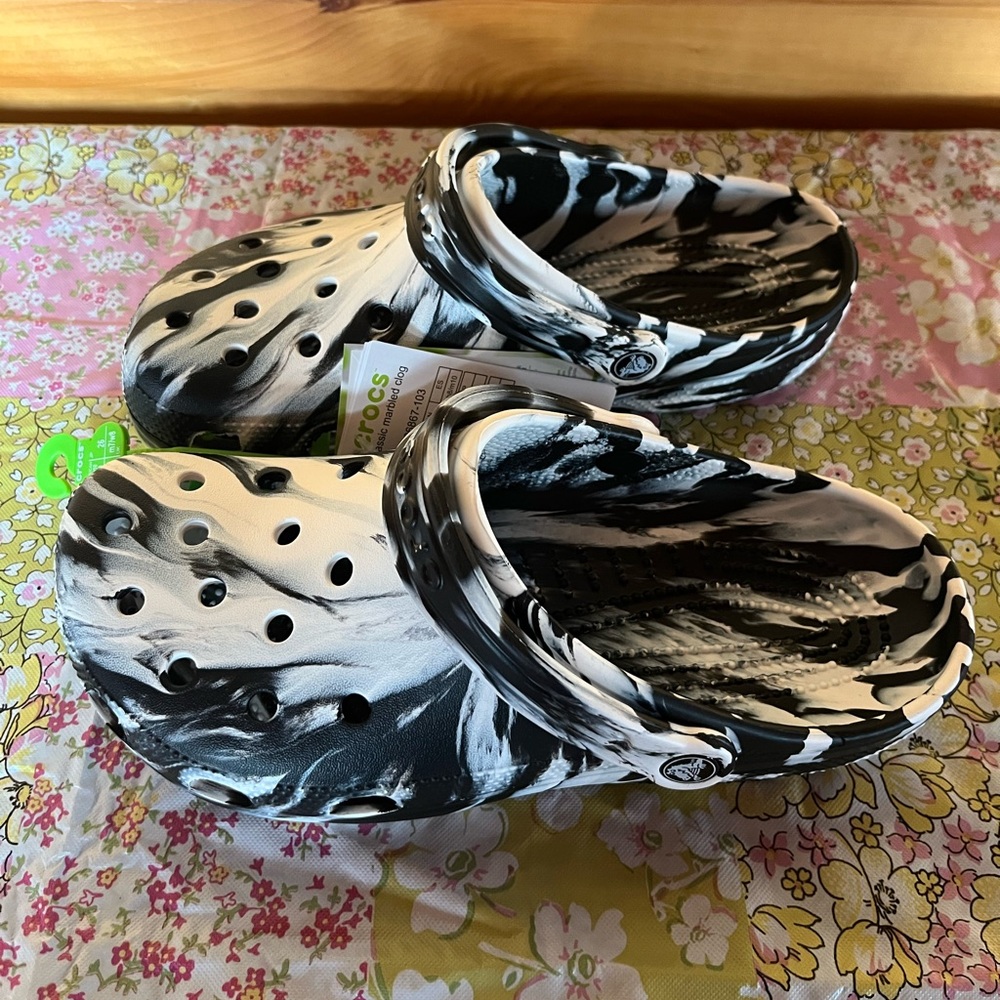 Classic Marbled Crocs Clogs - Black and White Tie Dye - M8/W10